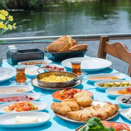 Mandalin Hotel Akyaka (Mugla)