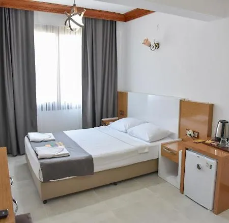 Mandalin Hotel 3*