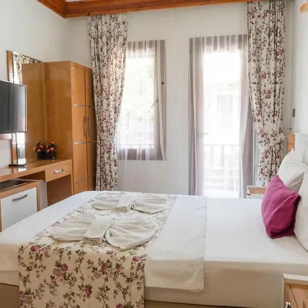 Mandalin Akyaka (Mugla)