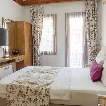 Mandalin Akyaka (Mugla)