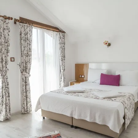 Mandalin Akyaka (Mugla)